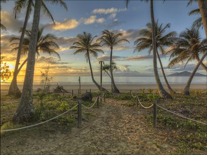 Castaways Resort - Mission Beach - QLD SQ (PBH4 00 14627)